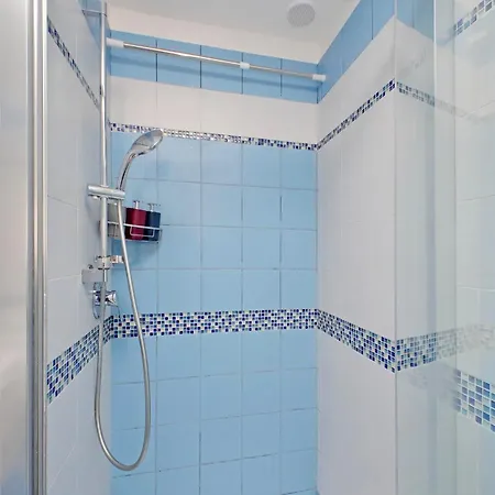 Casa Giuliana -3Br 2Bath Flat, 116 M2 On One Level, 2Nd Floor With Lift, High Comfort, Quite, Chic, Condo Doorman, 600 Meters From Vatican Museums And Ottaviano Metro, Plenty Of District Facilities, Welcome Drinks & Local Guide, 24 Hour 4 Language Su Exterior photo