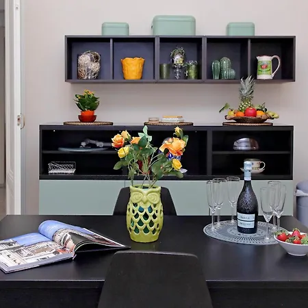 Casa Giuliana -3Br 2Bath Flat, 116 M2 On One Level, 2Nd Floor With Lift, High Comfort, Quite, Chic, Condo Doorman, 600 Meters From Vatican Museums And Ottaviano Metro, Plenty Of District Facilities, Welcome Drinks & Local Guide, 24 Hour 4 Language Su Exterior photo