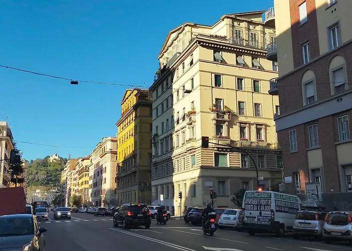 Casa Giuliana -3Br 2Bath Flat, 116 M2 On One Level, 2Nd Floor With Lift, High Comfort, Quite, Chic, Condo Doorman, 600 Meters From Vatican Museums And Ottaviano Metro, Plenty Of District Facilities, Welcome Drinks & Local Guide, 24 Hour 4 Language Su