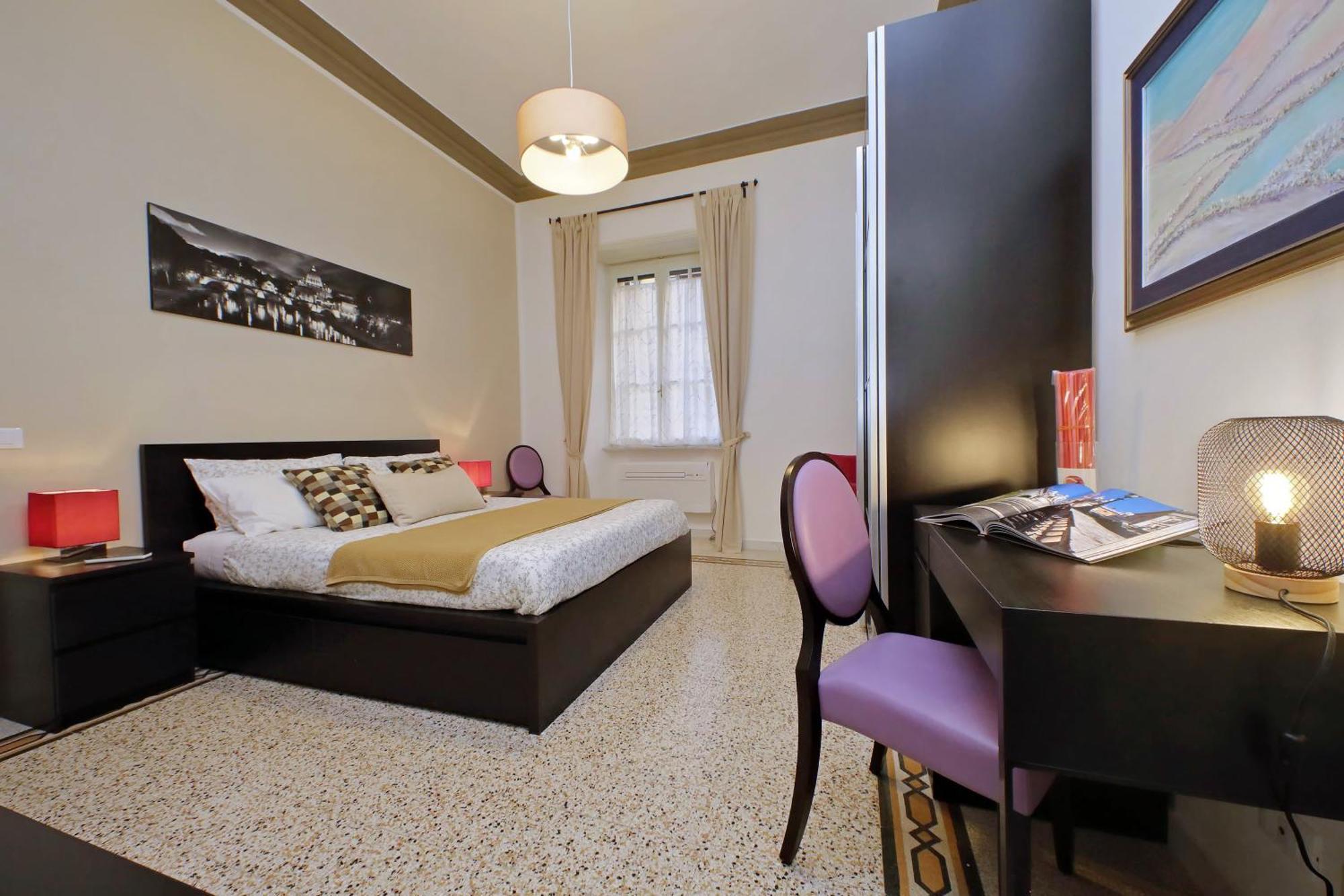 Casa Giuliana -3br 2bath Flat, 116 M2 On One Level, 2nd Floor With Lift, High Comfort, Quite, Chic, Doorman, 600 Meters From Vatican Museums And Ottaviano Metro, Plenty Of District Facilities, Welcome Drinks & Local Guide, 24 Hour 4 Language Su Appartement Rome